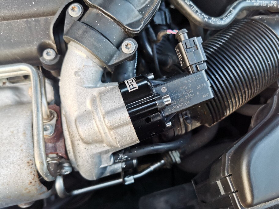 Адаптер за blow off за VAG 1.4 1.8 2.0 TSI TFSI